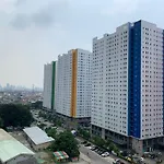 Cozy Living 2Br Green Pramuka City Apartment Next To Mall By Travelio
